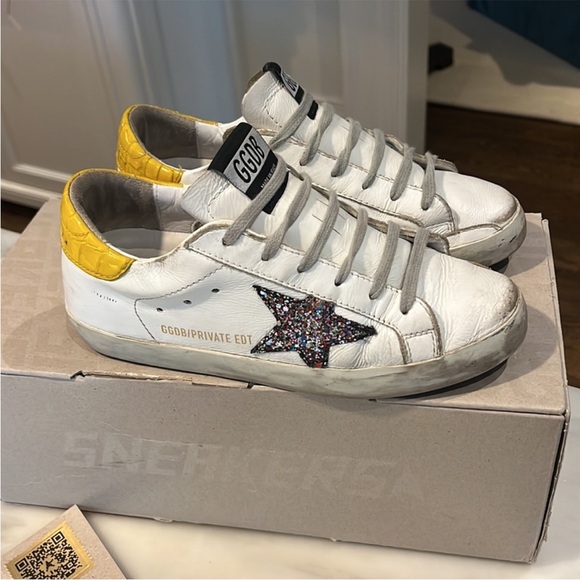 Authentic Golden Goose Sneakers 35 - Picture 2 of 6